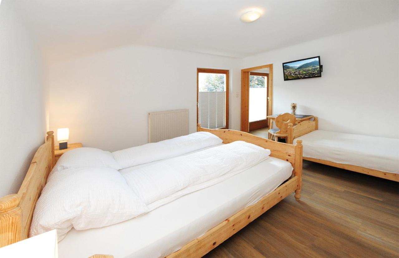 Chalet Gloria - Doppel- Und Mehrbettzimmer Брук-ан-дер-Гросглокнерштрасе Екстер'єр фото